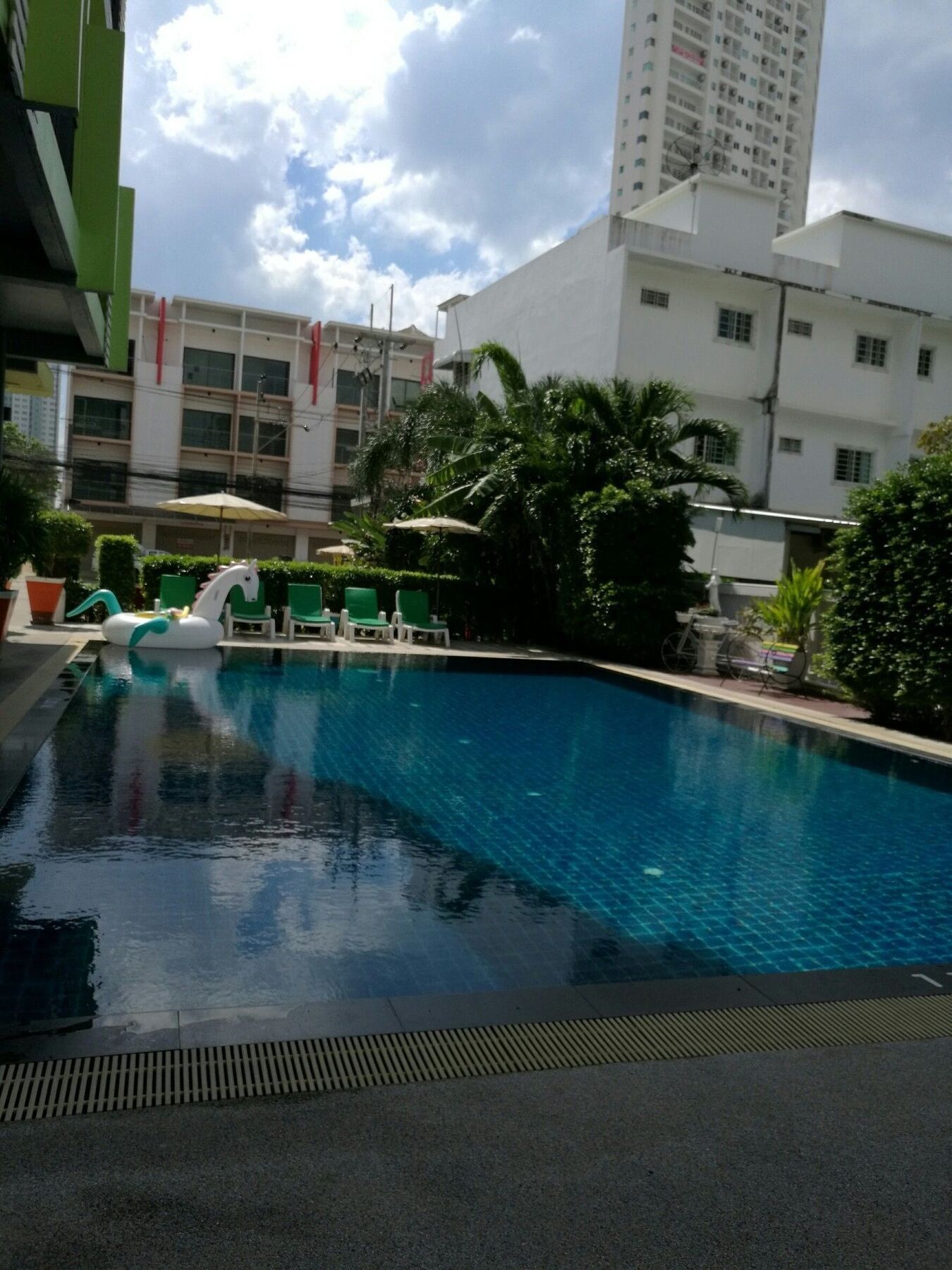 Oyo 75367 Ud Pattaya Hotel Bang Lamung Exteriér fotografie